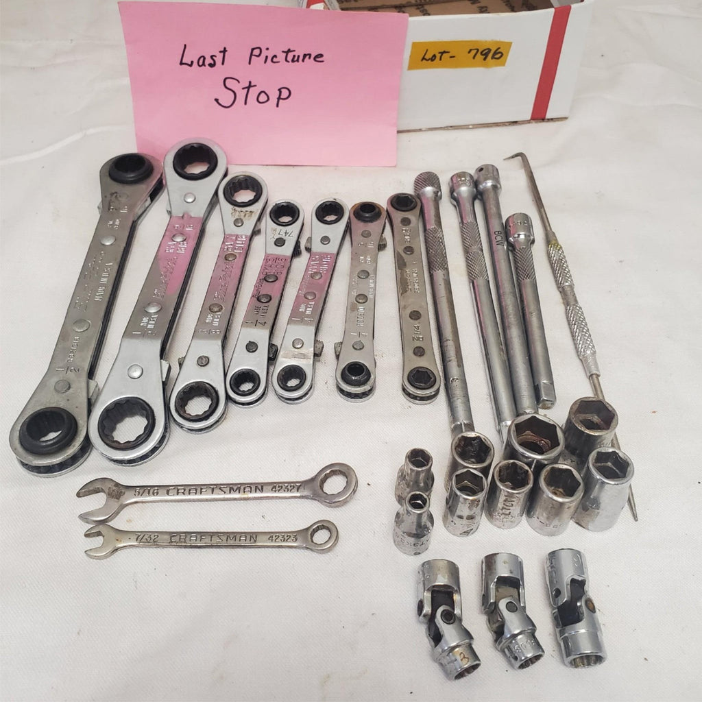 Lot of 26 Assorted Multi Brands Ratchet Wrench & Socket Set LOT-796