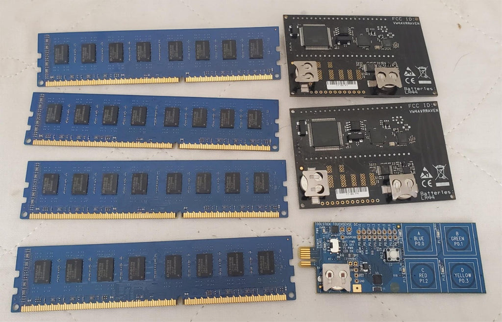 Lot of Computer RAM Sticks AVR Raven Elpida PC3-10600U