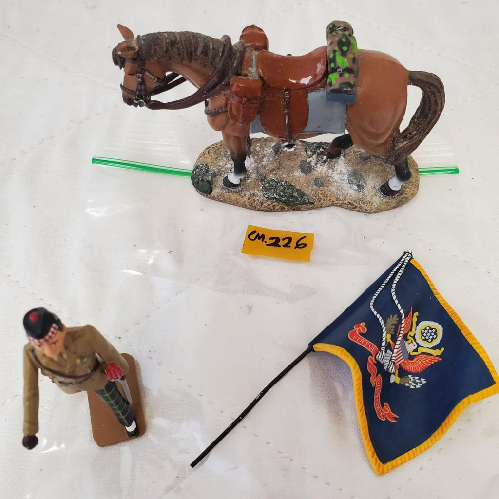 King & Country NA445 GHO Officer Marching, COSSACKS Horse & Flag CM-226