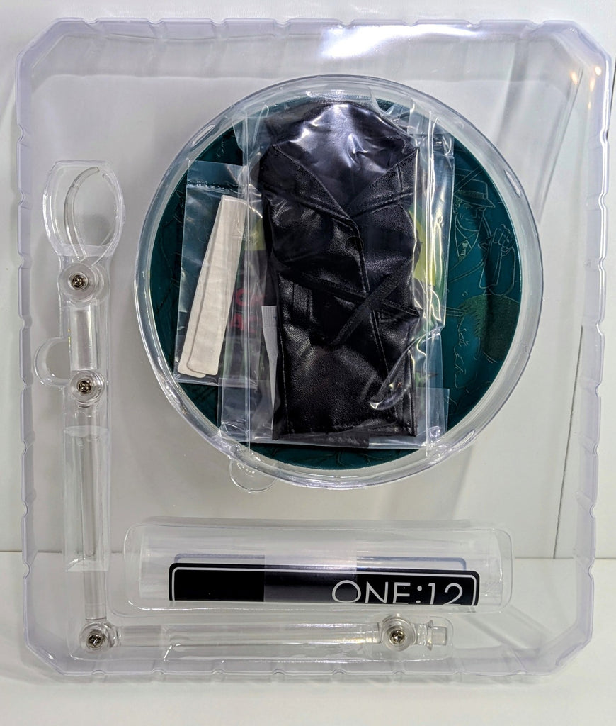 eBay Listing: Mezco One:12 Collective Dick Tracy The Blank Exclusive (NEW)