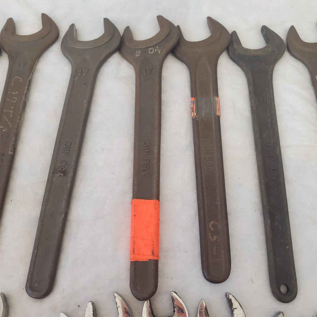 Lot of 20 Assorted Various Size Wrenches Tools LOT 355