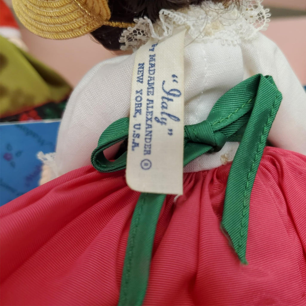 Set Of 5 Madame Alexander Friends From Foreign Lands Collection Dolls