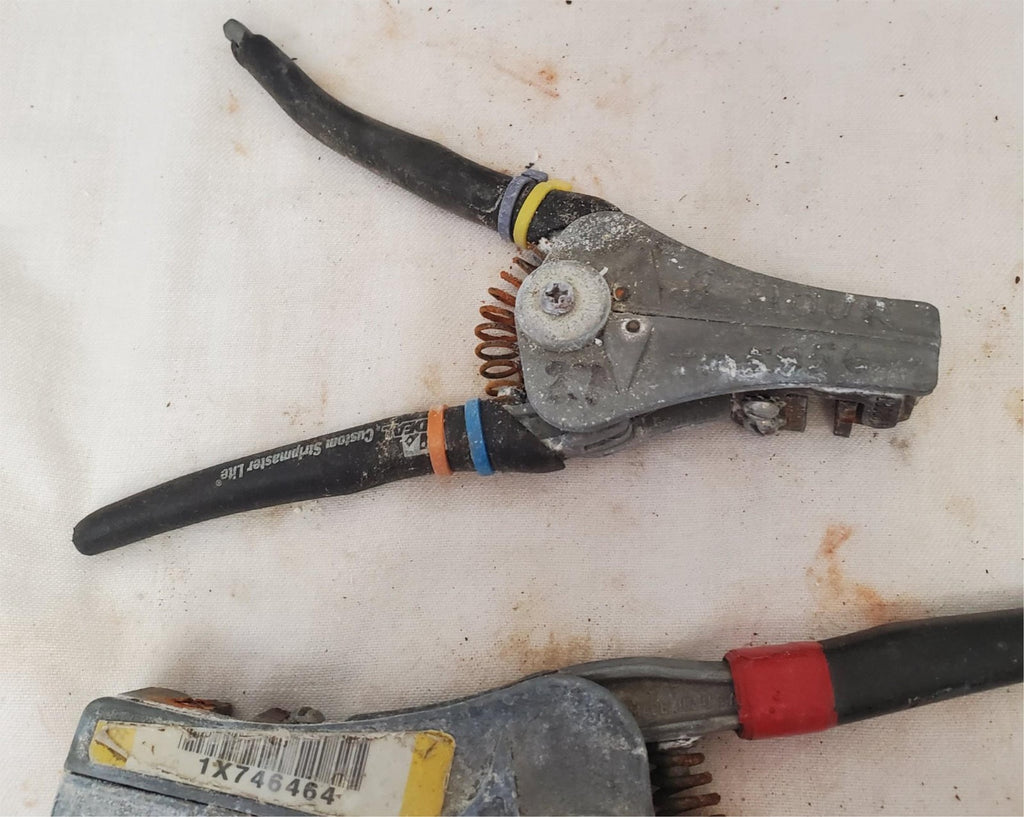 Lot of 3 Electrical Wire Stripper Spring-Loaded Tool LOT-510