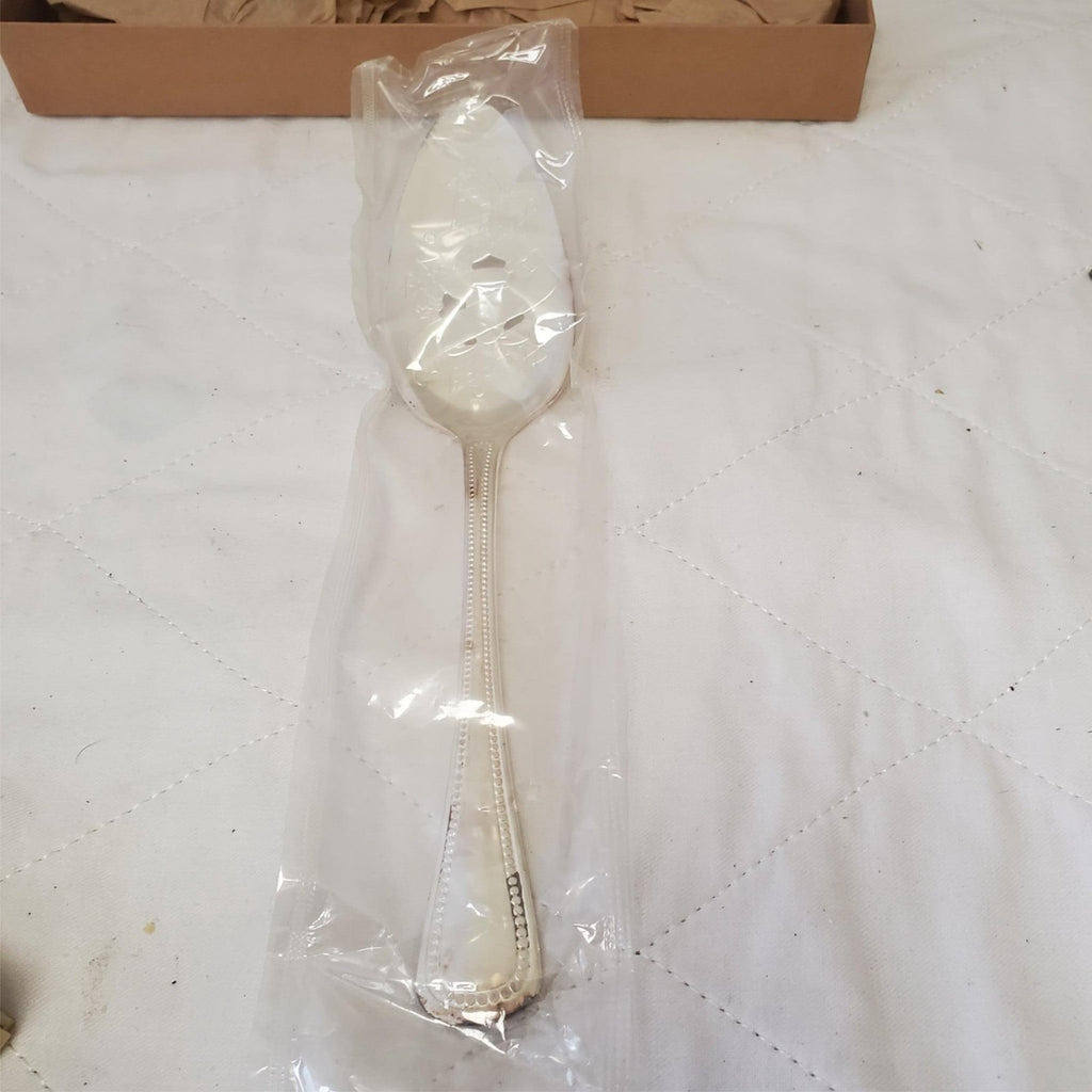 Community Silver Plated Happy Anniversary Pierced Pie Cake Dessert Server