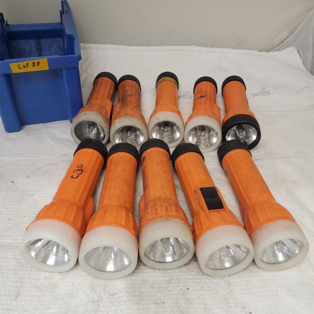 Set Of 10 Rayovac/Boeing  Industrial Grade Flashlight Model IN2-MS Lot 85