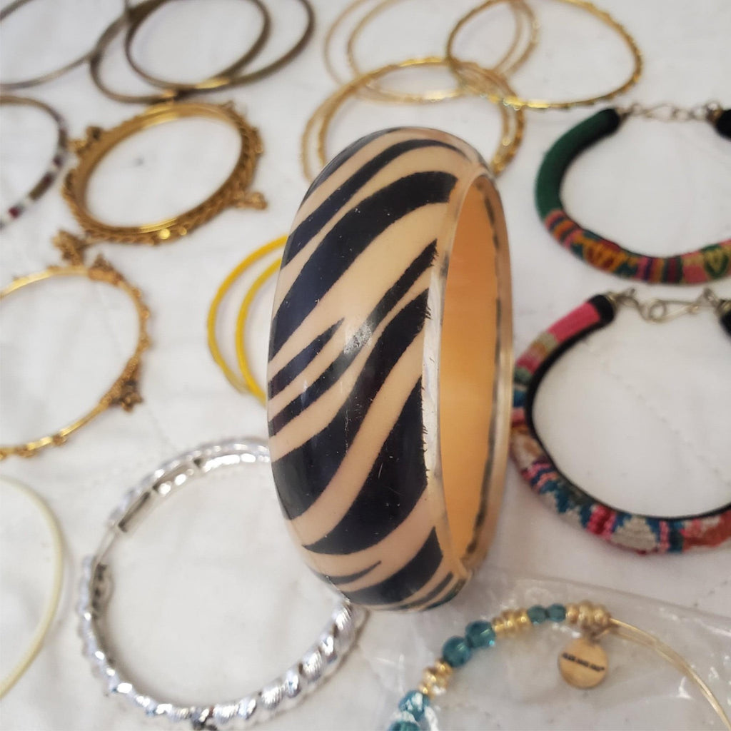 Lot of Assorted Various Bangles, Ear Rings & Bracelet LOT-8