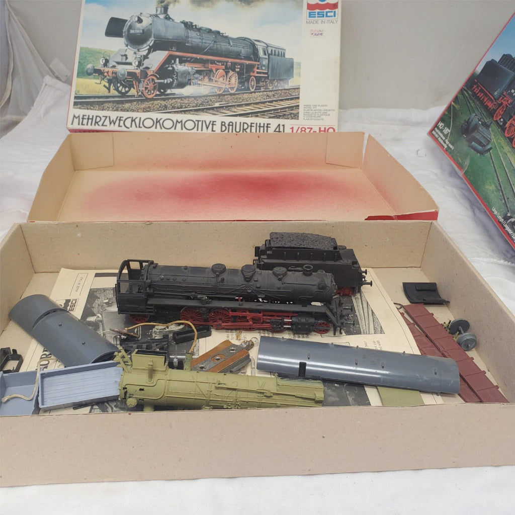 Lot of 4 ESCI & Revel 2162 1/87 Schnellzug-Lokomotive Baureihe Plastic Model kit