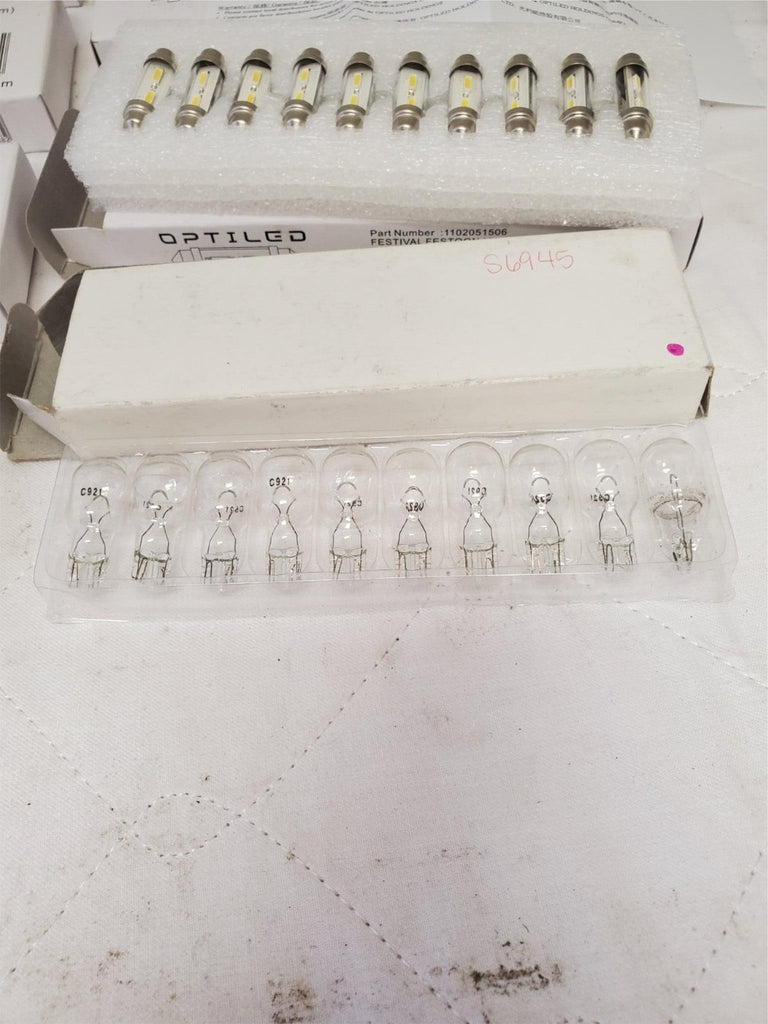 Lot of Westinghouse, Optiled Clear Light Bulbs / LED Bulbs