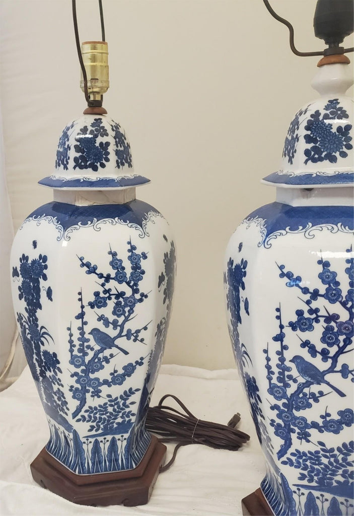 Lot of 2 Vintage Chinese Blue & White Jar Table Lamp