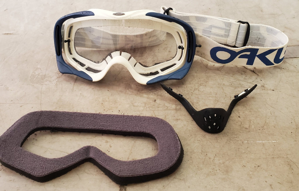 Oakley O Frame 2.0 Pro MX Motocross Goggle Clear Lens Off Road Needs Foam