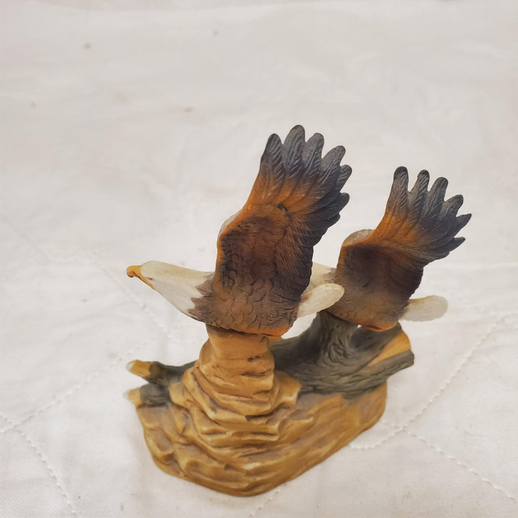 LaVie Collection Pair of Eagles In Flight Porcelain Figurine