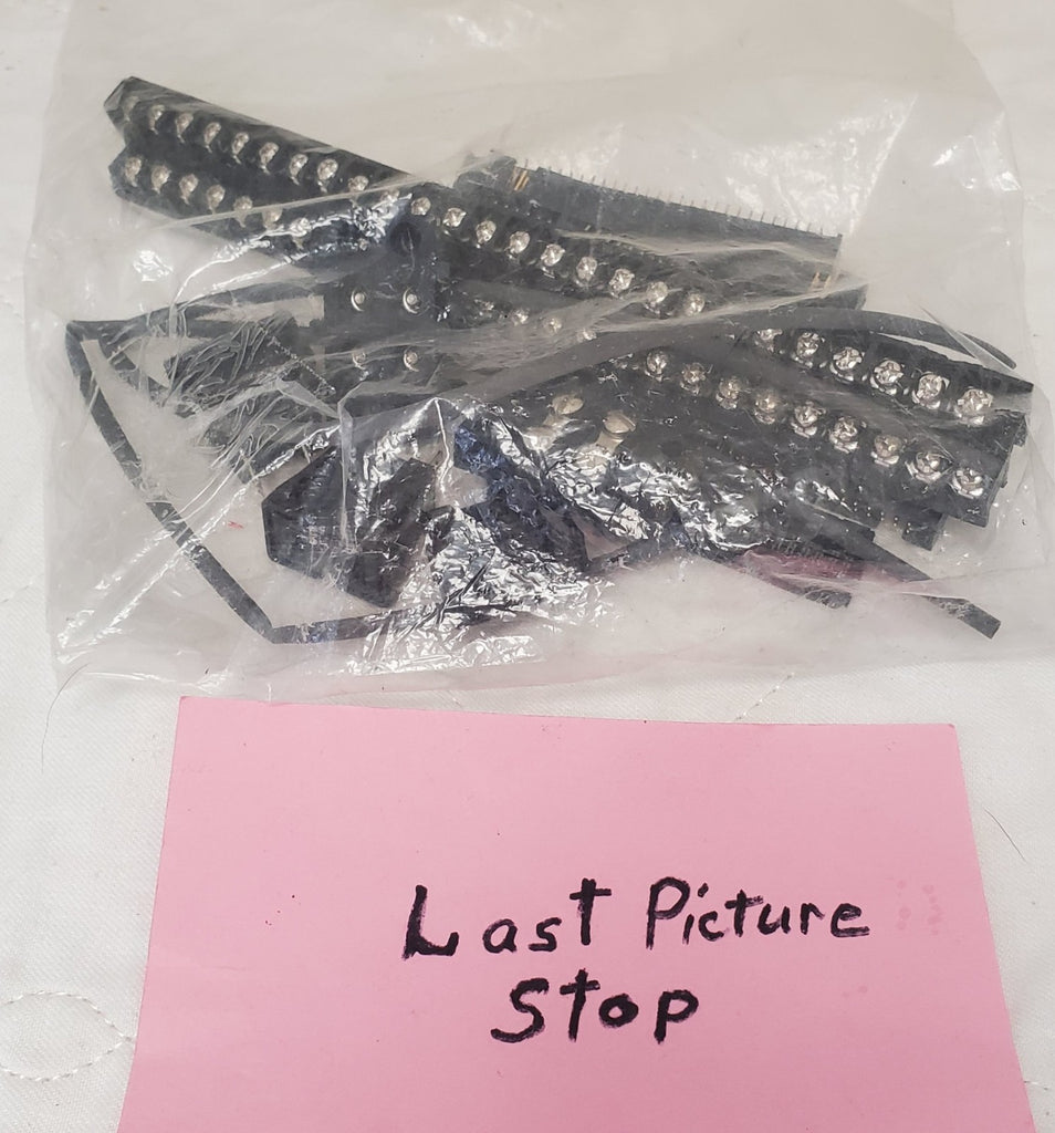 Lot of Computer Electronics Pin Connectors