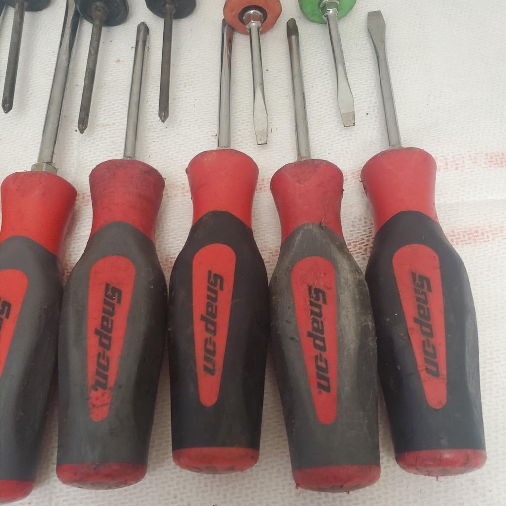 Lot 14 Snap-on Too Pre-Owned Screwdrivers & Grip Radiator Pick Set LOT- 1058