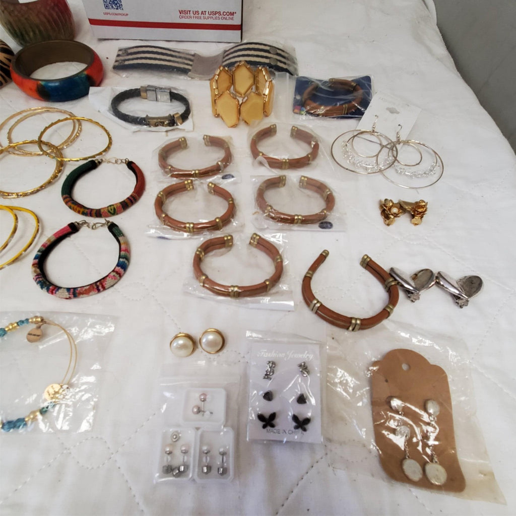 Lot of Assorted Various Bangles, Ear Rings & Bracelet LOT-8