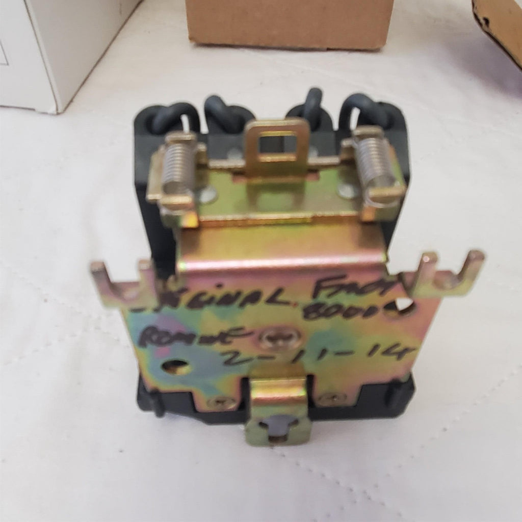 Potter & Brumfield PMT-17DY Relay 24 VDC 120/240 Volts LOT-381