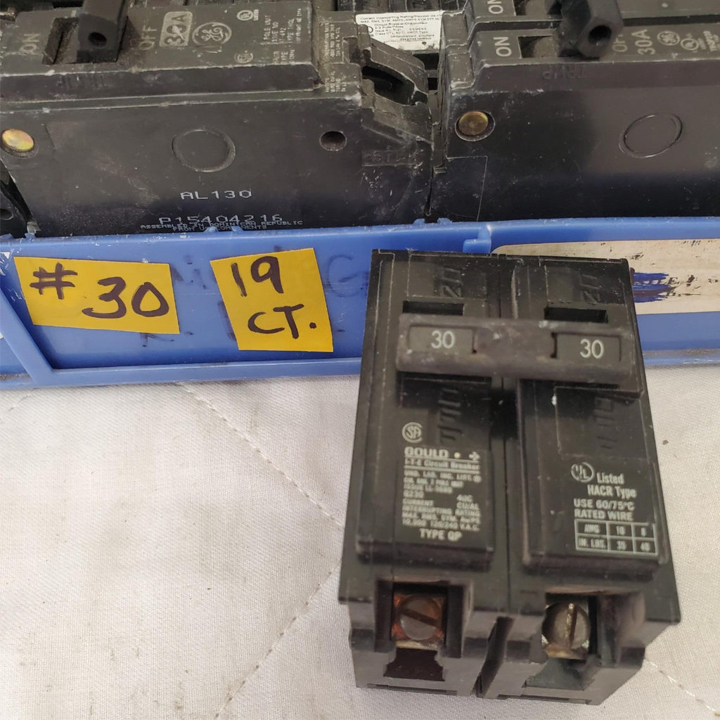 Large Lot of 19 Used Circuit Breakers Assorted #30