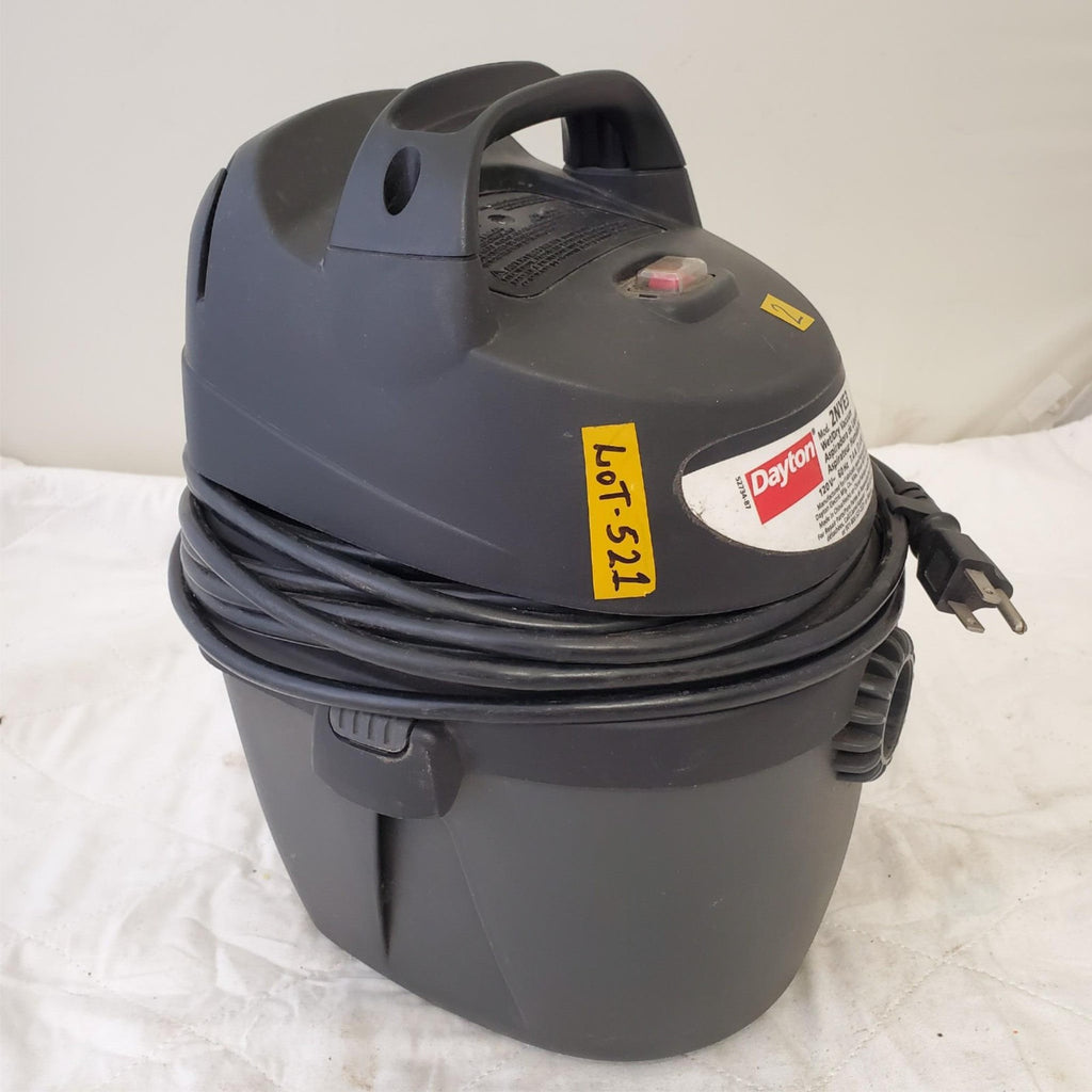 DAYTON Vacuum 2NYE3 1 1/2 gal Tank Wet/Dry Vacuum Cleaner (1) LOT 521
