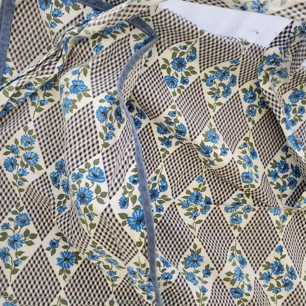 Vintage Lot of 2 Floral Flower Aprons