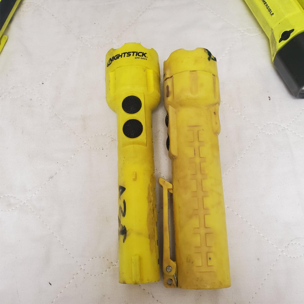 Lot of 5 Pelican SabreLite 2000 Submersible LED Flashlight & Streamlight LOT-320