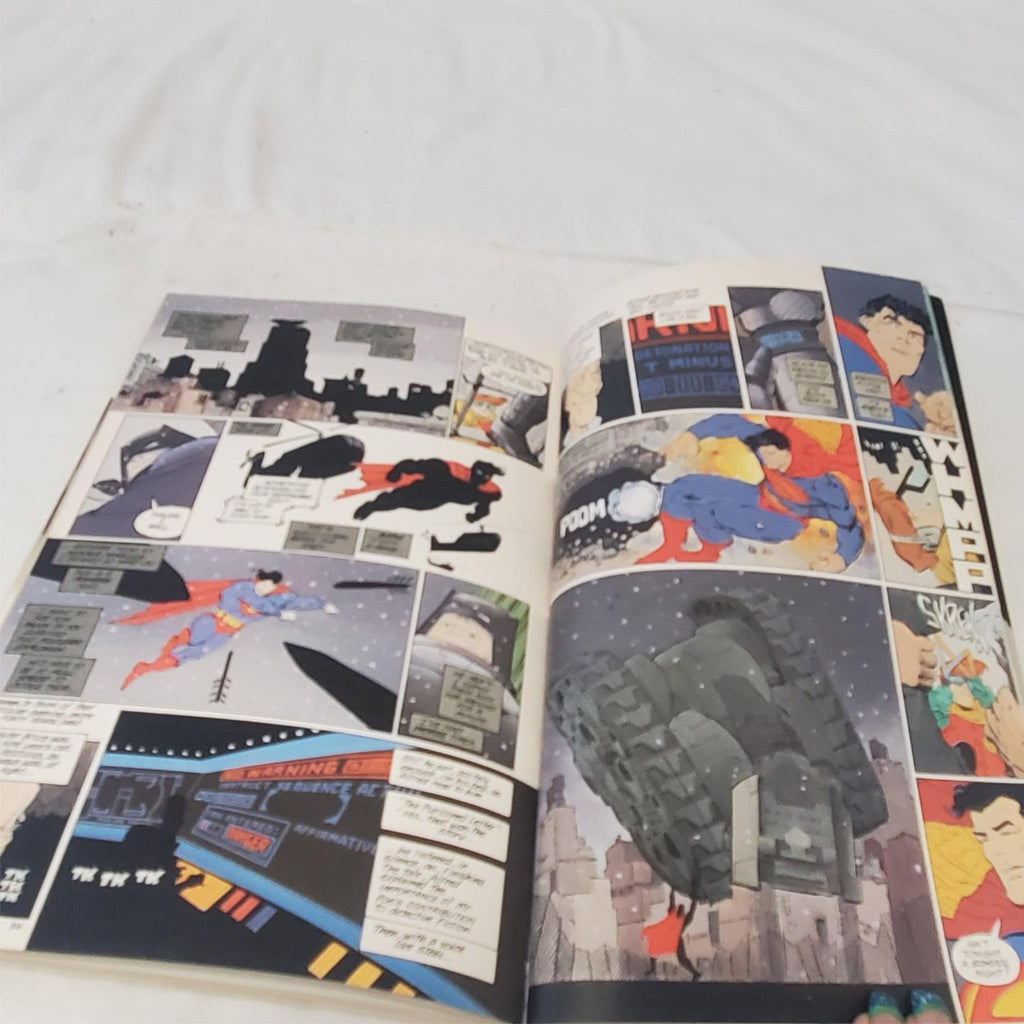 Batman: The Dark Knight Returns Novel by Frank Miller