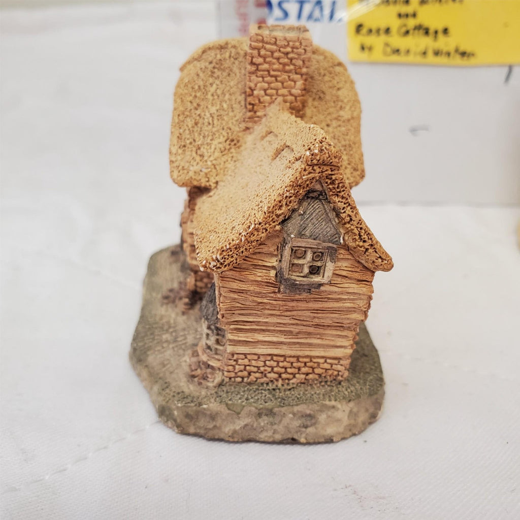 David Winter's The Village Shop Cottage & Rose Cottage