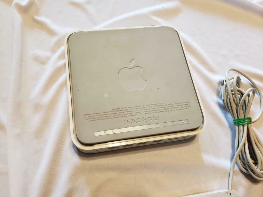 Apple AirPort Extreme Base Station Generation Wi-Fi Wireless Router