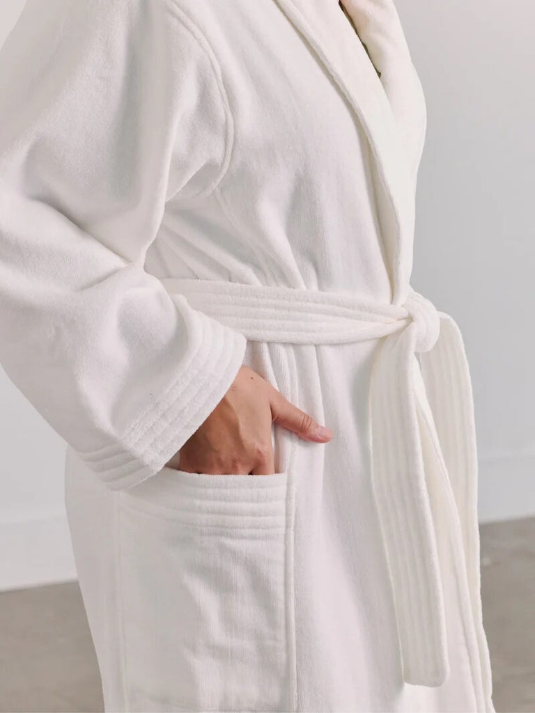 Avocado Organic French Terry Robe White Color Size Large $119
