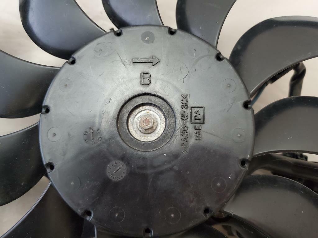 Infiniti Radiator Cooling Fan PA66-GF30 With Control Module A18700A28001