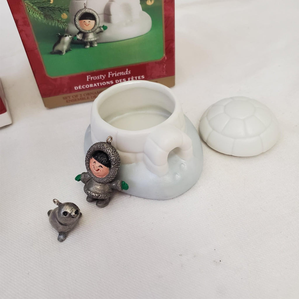 Set of 2 Hallmark Keepsake Ornament Frosty Friends #1