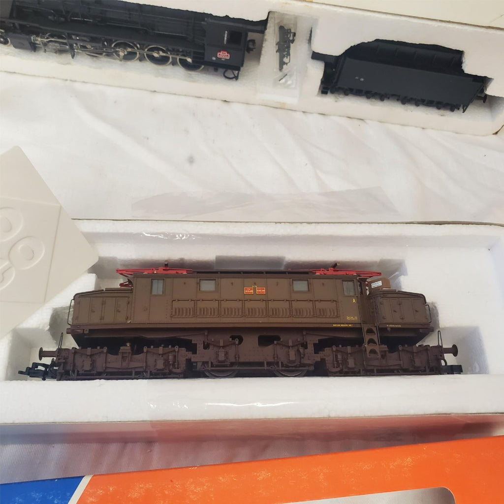 Roco International HO 04126, 43375, 43719, 43758, & 44028 Train Set