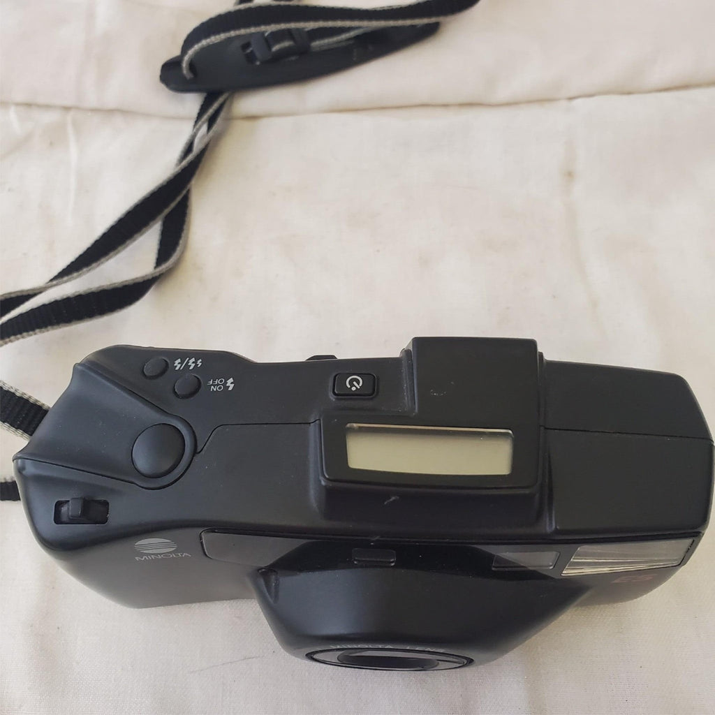 Minolta Freedom Zoom 90C Point & Shoot 35mm Film Camera 38-90mm