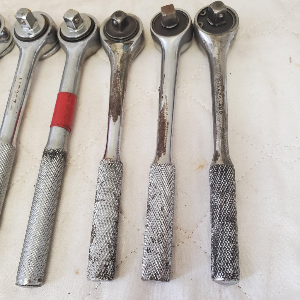 Lot of Assorted Ratcheting Socket Wrenches LOT 550