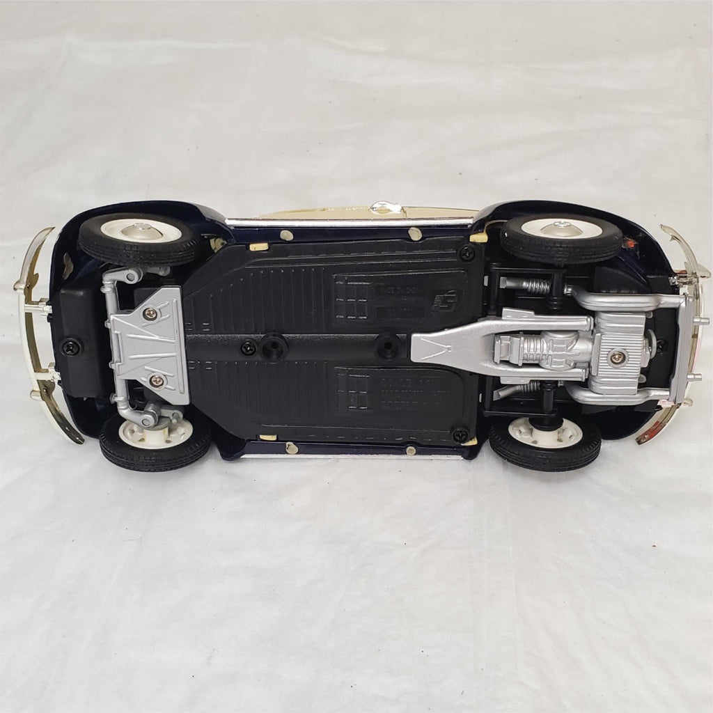 Vintage Road Tough VOLKSWAGEN BEETLE Die Cast Metal Car