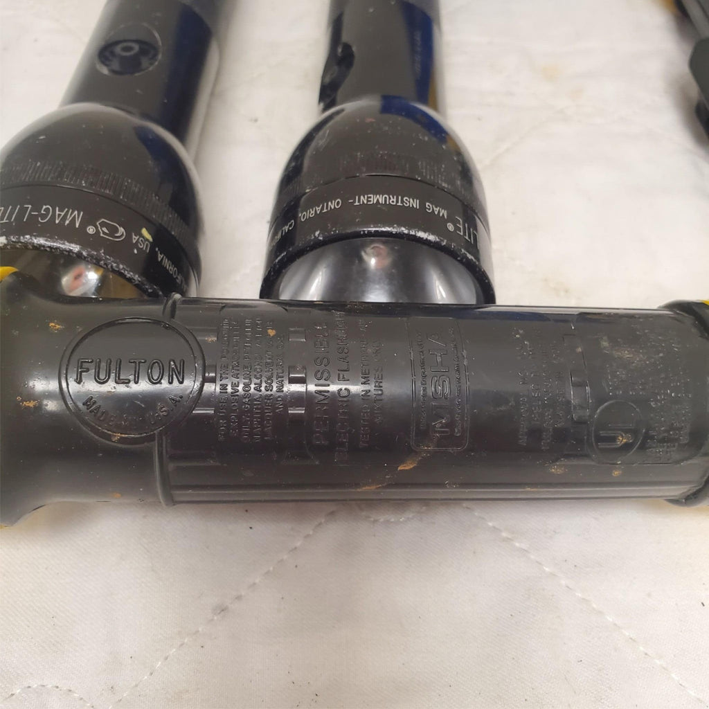 Lot of 4 Fulton Permissible Electric Flashlight & Maglite flashlight LOT-195