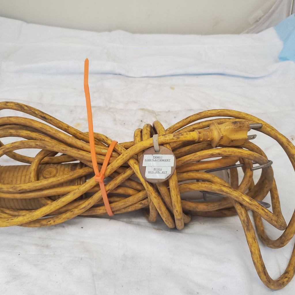 Vintage General Manufacturing Fluorescent Hand Lamp Fluorescent Light - Yellow