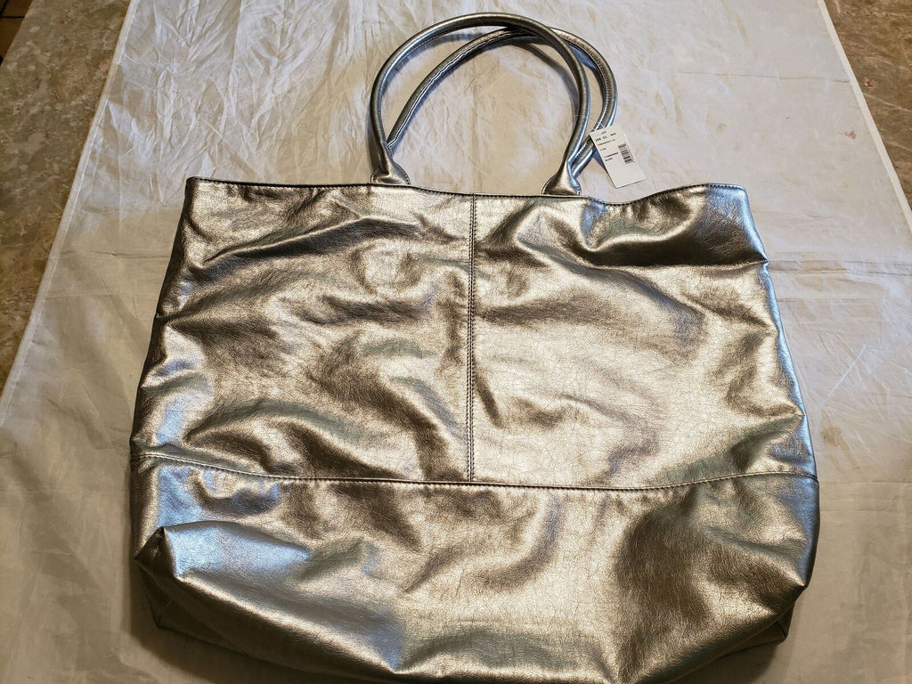 Used Saks Fifth Avenue Silver Color Tote Women Bag & Handbag.