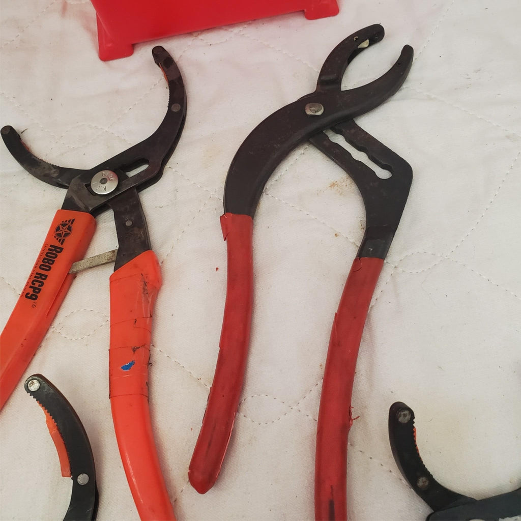 Lot of 4 Robo & Matco Tools Oil Filter Wrench Pliers Set LOT-544