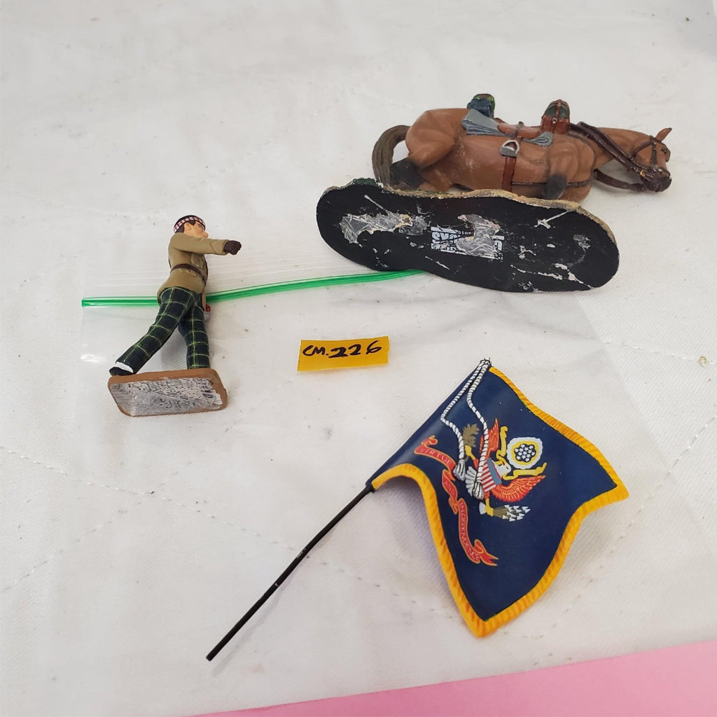 King & Country NA445 GHO Officer Marching, COSSACKS Horse & Flag CM-226