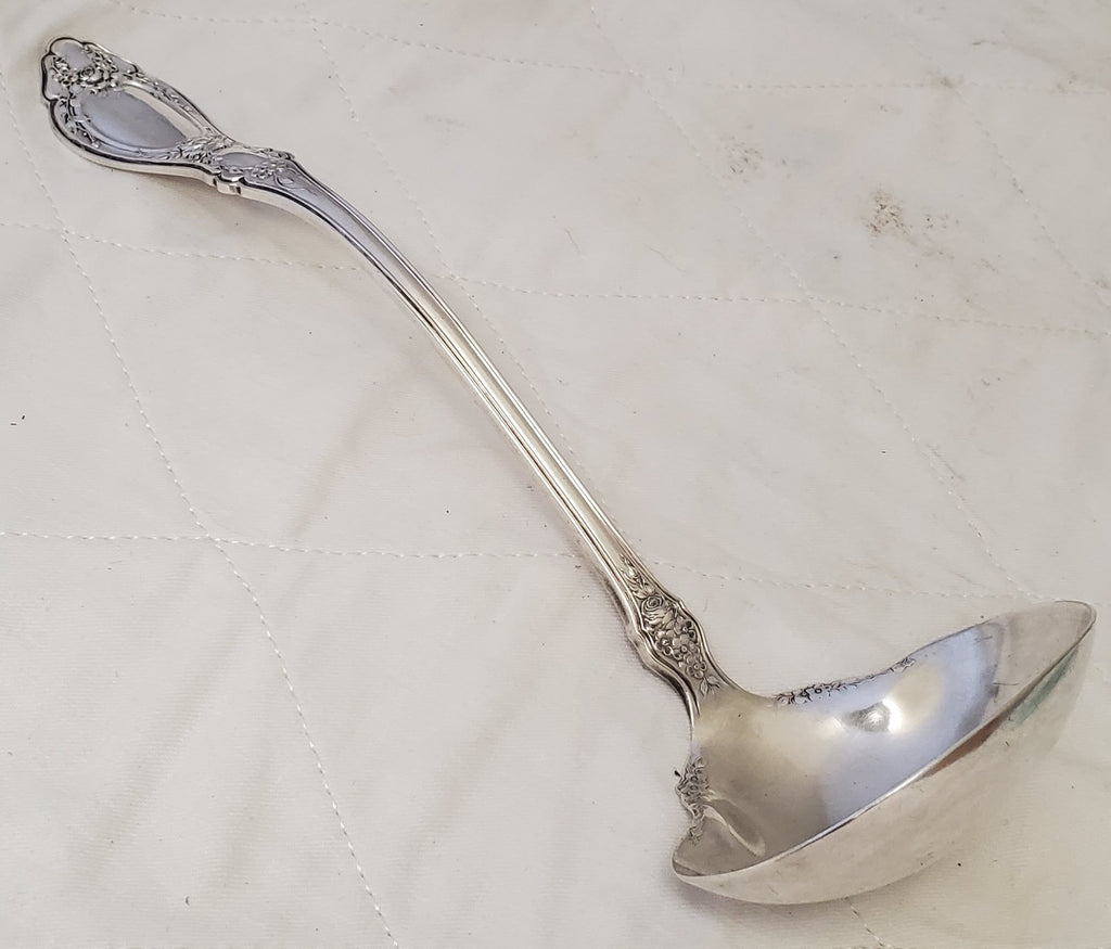 Rogers Bros Vintage 1847  XS Triple Silver Plate Serving Gravy Ladle