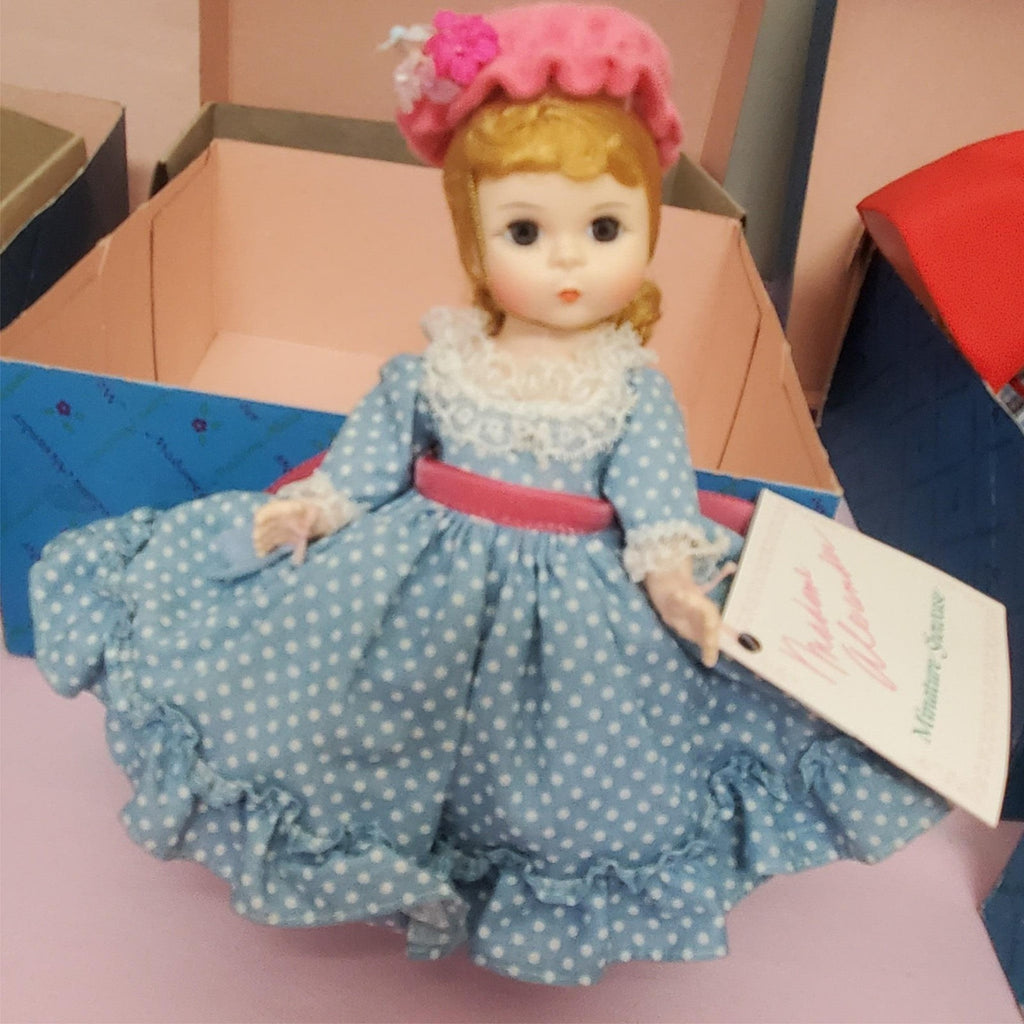 Set of 5 Madame Alexander Miniature Showcase Dolls with Box & Stand