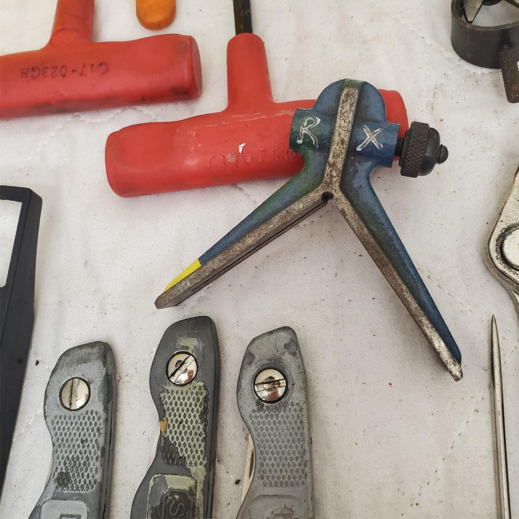Mixed Lot Precision Hand Tools Scissors Forceps Caliper Pliers Scrapers LOT-547