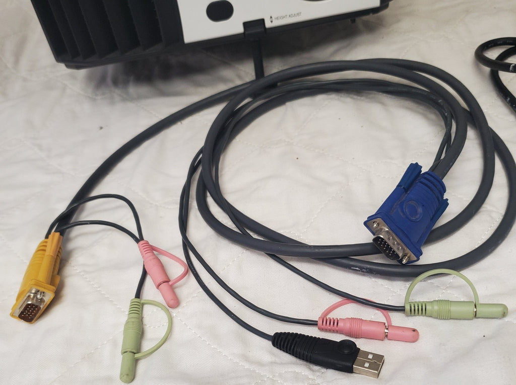 Sharp Notevision XR-32X DLP Multi-Media 2600 Lumens Projector