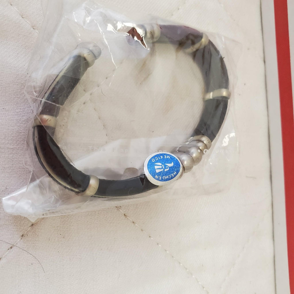 Lot of 32 Silver Metal Black Leather Bracelet LOT-6