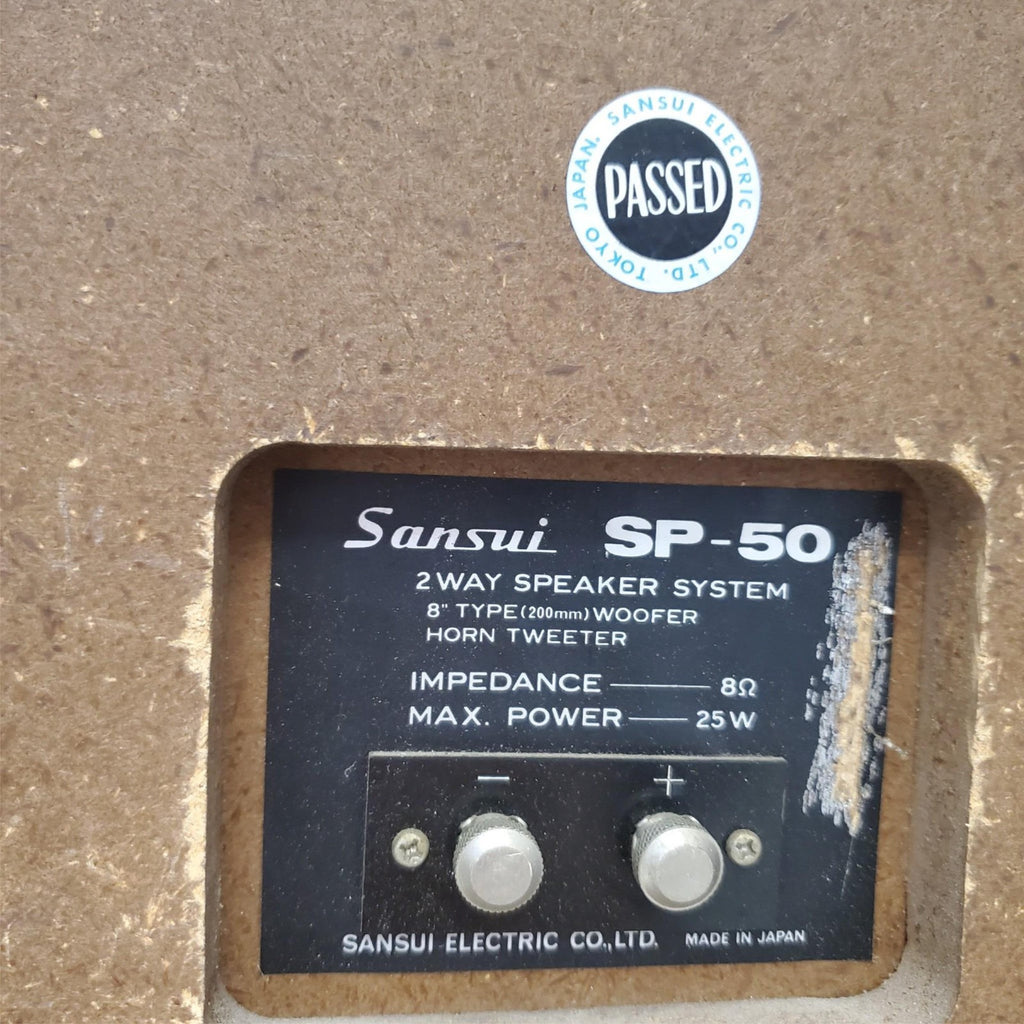 Set of 2 Vintage Sansui SP-50 2 Way Speaker System