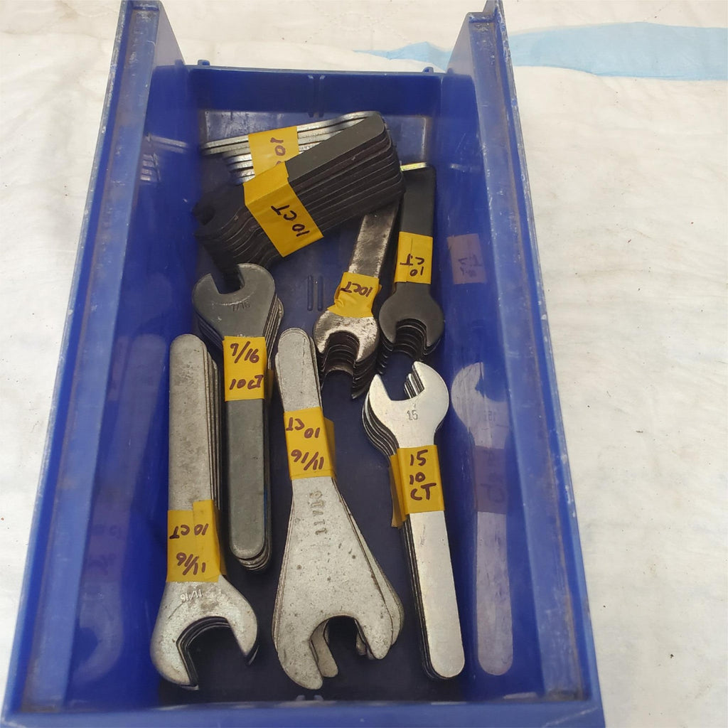 Lot of Combination Wrenches & Key Set in Different Sizes Lot 113
