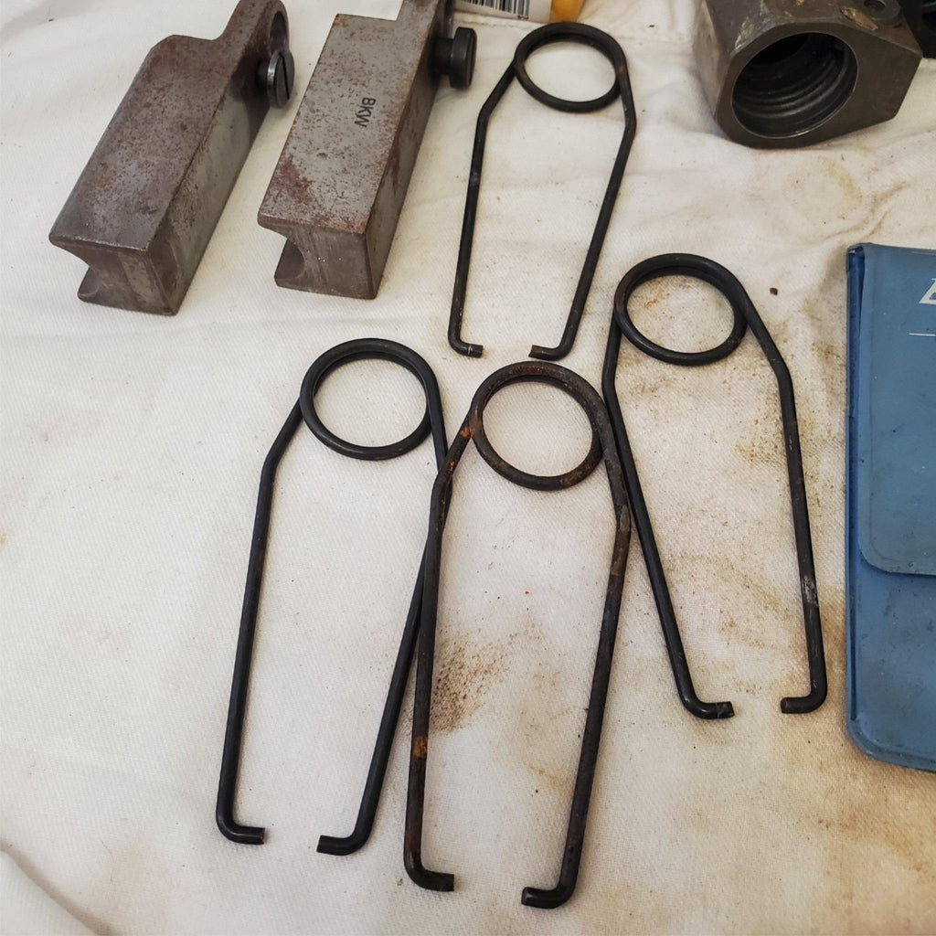 Lot of Assorted Air Drill / Fluid Handles & other Tools LOT AC7