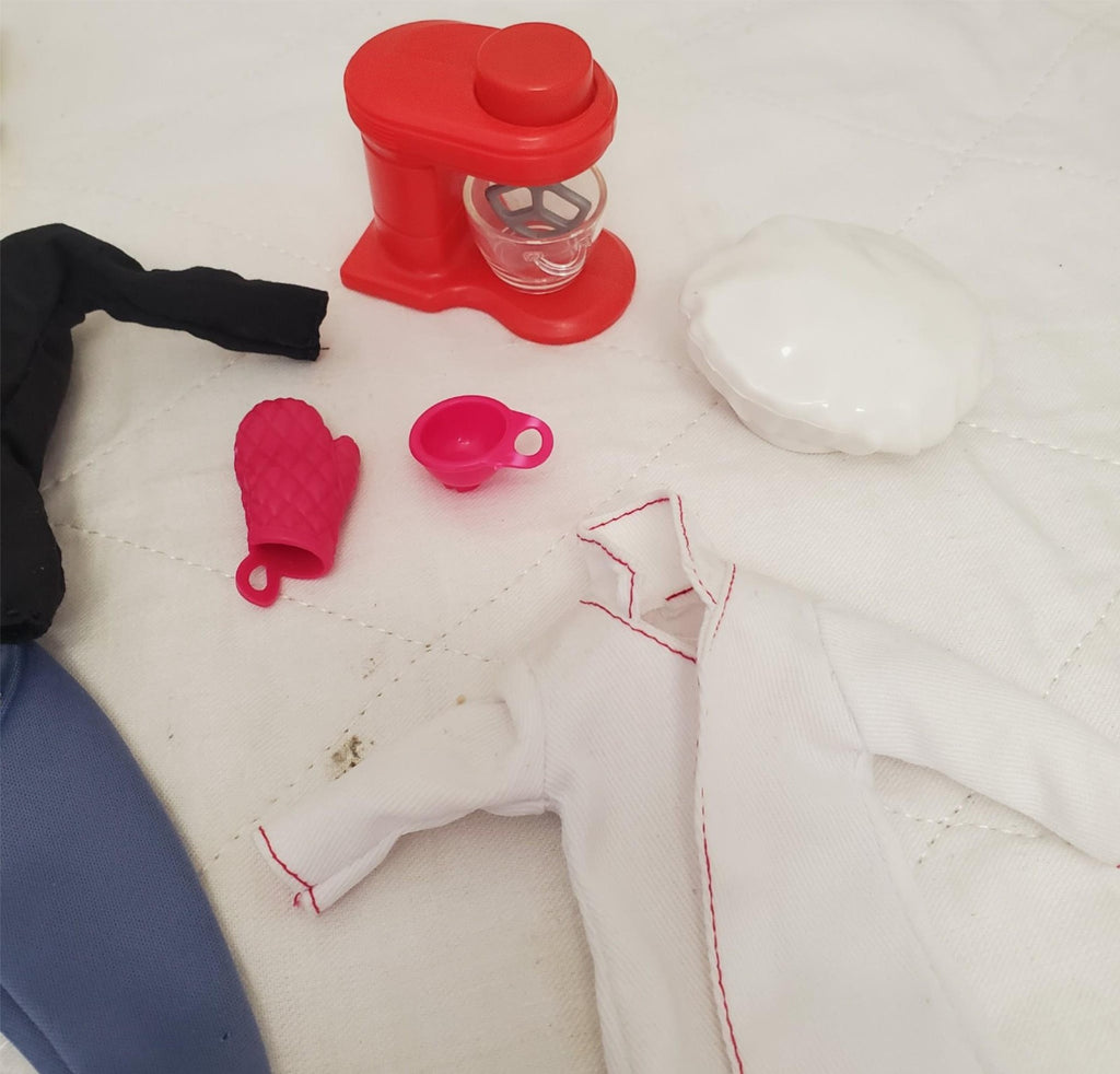 Barbie Dream Careers Barbie Doll Fashion Outfits with Accessories