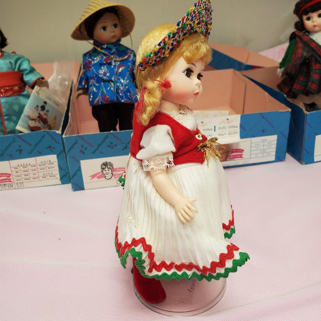 Set Of 4 Vintage Madame Alexander Miniature Showcase Series Dolls