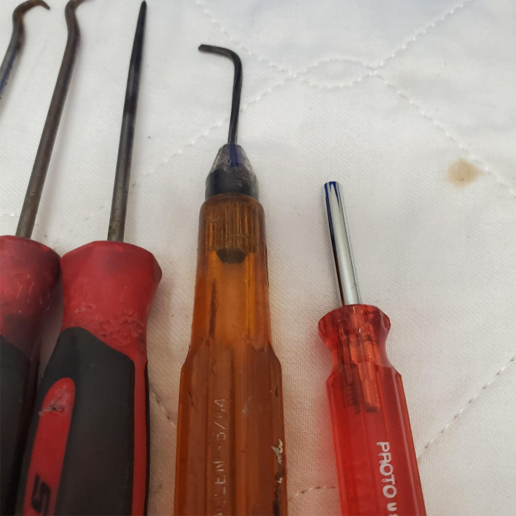 Lot of 5 Assorted Screw, Shank & other Drivers Set LOT -133