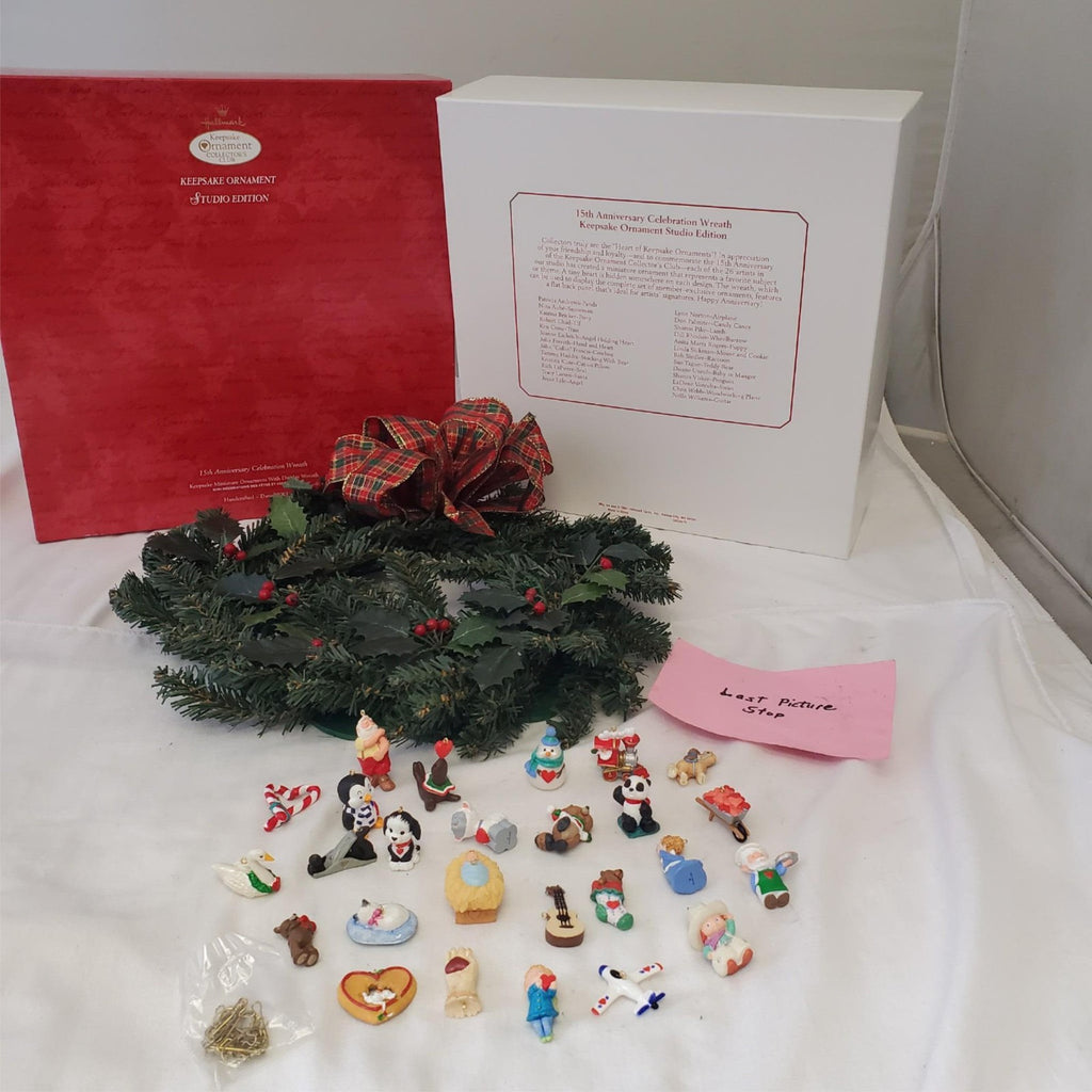 Hallmark Keepsake Ornaments 15th Anniv Celebration Wreath w/ 26 Mini Ornaments